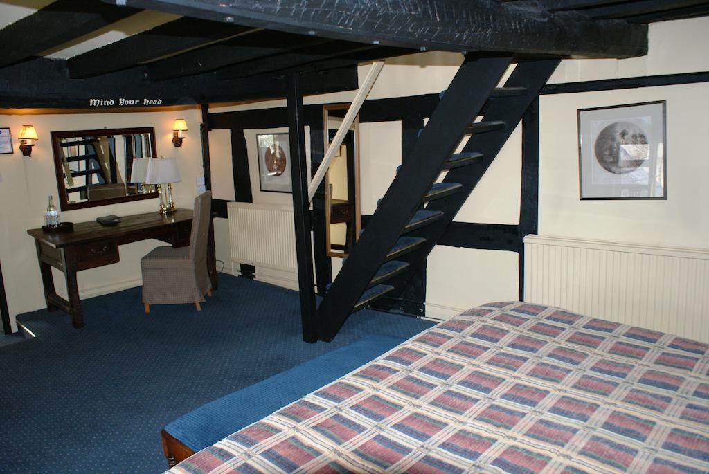The Old Black Lion Hay-On-Wye Chambre photo