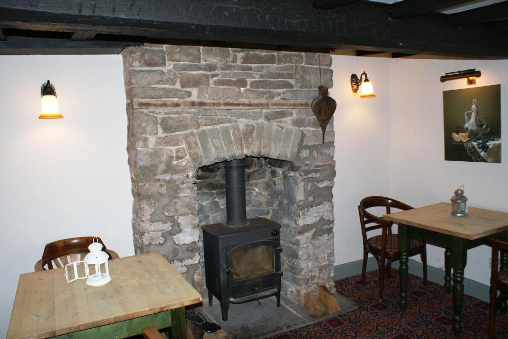 The Old Black Lion Hay-On-Wye Extérieur photo